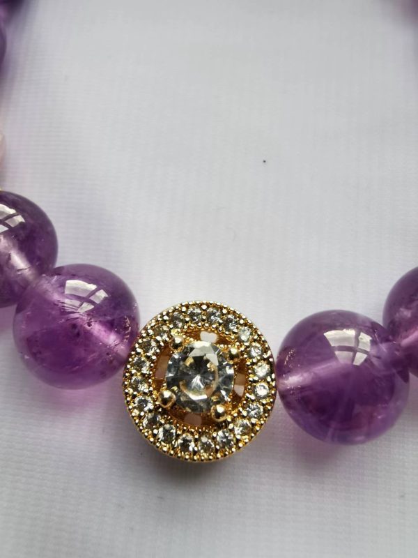 Venus' Shell: Guard Lover and Inspiration Aquamarine Amethyst Bracelet